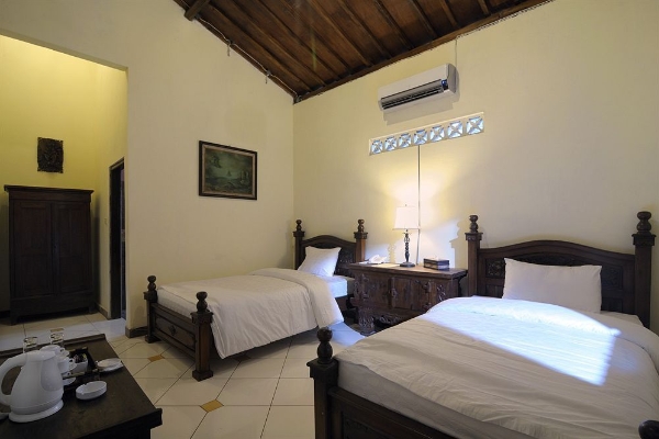 Hotel Joglo Plawang International Boutique Villa